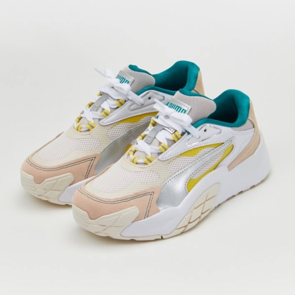 Size 6.5) Puma Hedra Ocean Queen  Sneakers/ Eggnog-Puma White-Cloud Pink